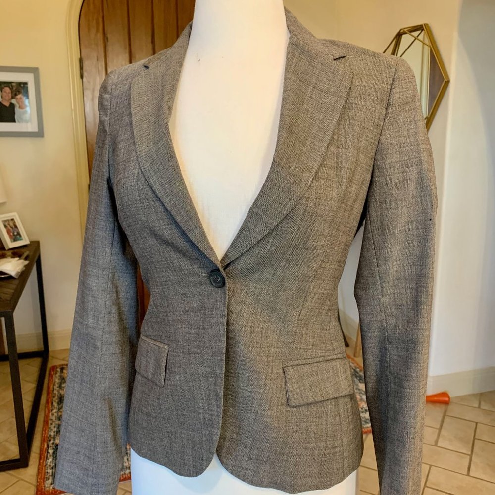 Theory Beige Short Blazer